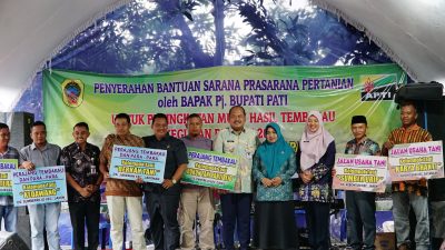 Bersumber dari DBHCHT, Pemkab Pati Serahkan Bantuan Sarpras ke Petani Tembakau