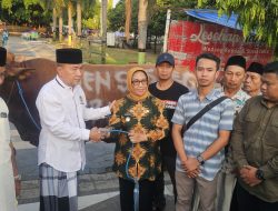 Mensesneg Prastyo Hadi Serahkan Sapi Kurban 1,2 Ton untuk Masyarakat Blora