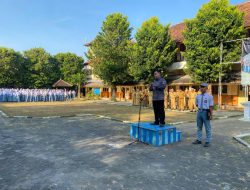 Bawaslu Rembang Ajak Siswa SMK Negeri 1 Rembang Kawal Demokrasi Sejak Dini