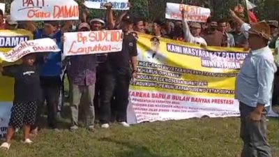 Ratusan Warga Sukolilo Gelar Aksi Damai Dukung Bupati Pati Sudewo