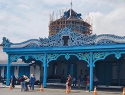 Raja Keraton Surakarta Paku Buwono XIII Wafat