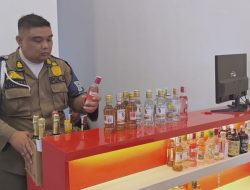 Gerebek Toko Miras di Rembang, Petugas Sita Ratusan Botol Berbagai Merek