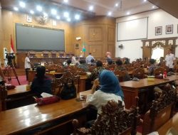 Aktivis Pati Minta DPRD Turun Tangan Bebaskan Botok dan Teguh