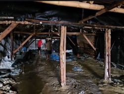 Banjir Parah di Batangan, Produksi Garam di Ketitang Wetan Lumpuh Total