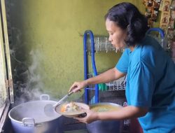 Kuliner Unik Pati, Sup Pocong di Depan Makam Ini Selalu Dipadati Pembeli