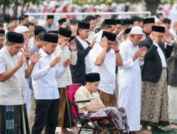Gubernur Jateng Ahmad Luthfi Salat Idulfitri di Simpanglima, Ajak Warga Perkuat Persatuan