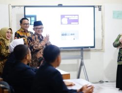 Mendikdasmen Resmikan Bantuan Perbaikan 90 Sekolah di Pati