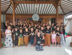 Potret Hardiknas: Guru Honorer di Pati Tetap Bertahan Meski Gaji Minim