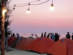 Pantai Indah Layur Kian Ramai, Jadi Destinasi Favorit Baru di Rembang
