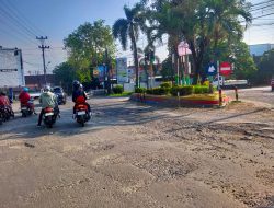 Jalan Rusak di Depan Terminal Pati Segera Diperbaiki, Anggaran Rp2,6 Miliar Disiapkan