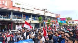 Ribuan Massa Padati Alun-Alun Pati, Dukung Program MBG Dilanjutkan