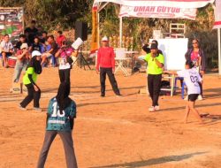 Turnamen Kasti Putri Meriahkan HUT ke-81 RI di Rembang, Hasil Door Prize untuk Anak Kurang Mampu